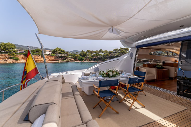 Sunseeker Predator 72 PB 03